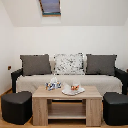 Casa Mihaela * 坎普朗莫道尼斯